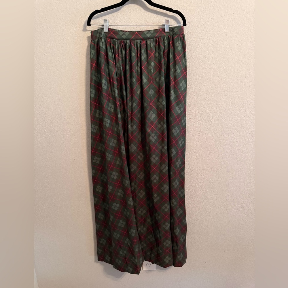 Show Me Your Mumu Plaid Maxi Skirt – Green & Red Tartan – Size XL